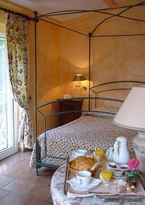 Hotel Le Cedre De Soyons Habitación foto