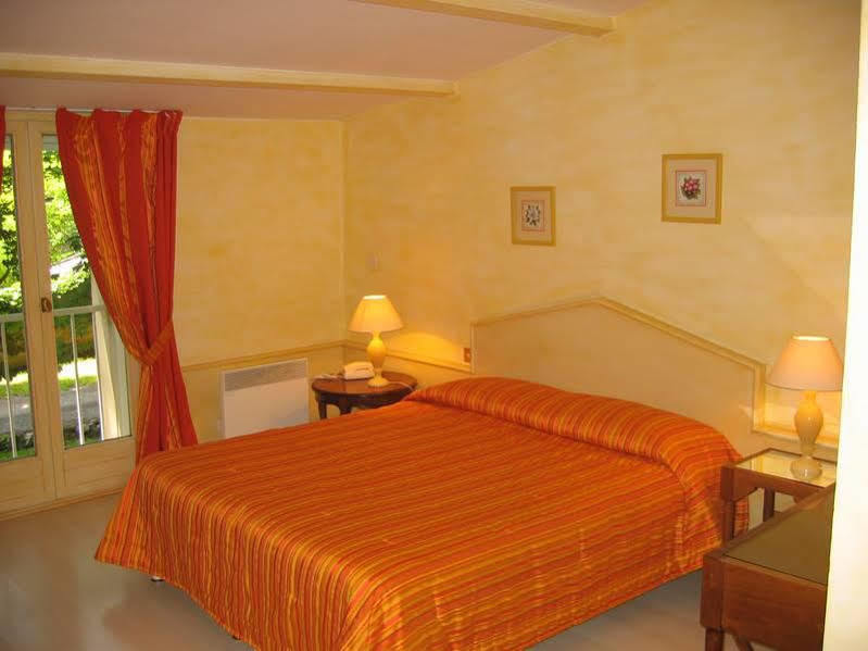 Hotel Le Cedre De Soyons Habitación foto